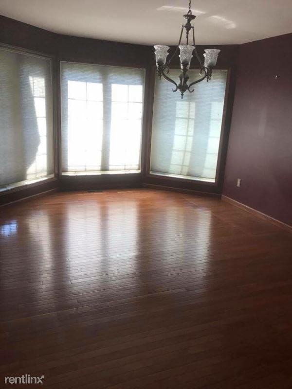 133 Magnolia Ln - Photo 2 of 19