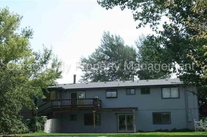 1235 Dunbar Dr - Photo 2 of 10