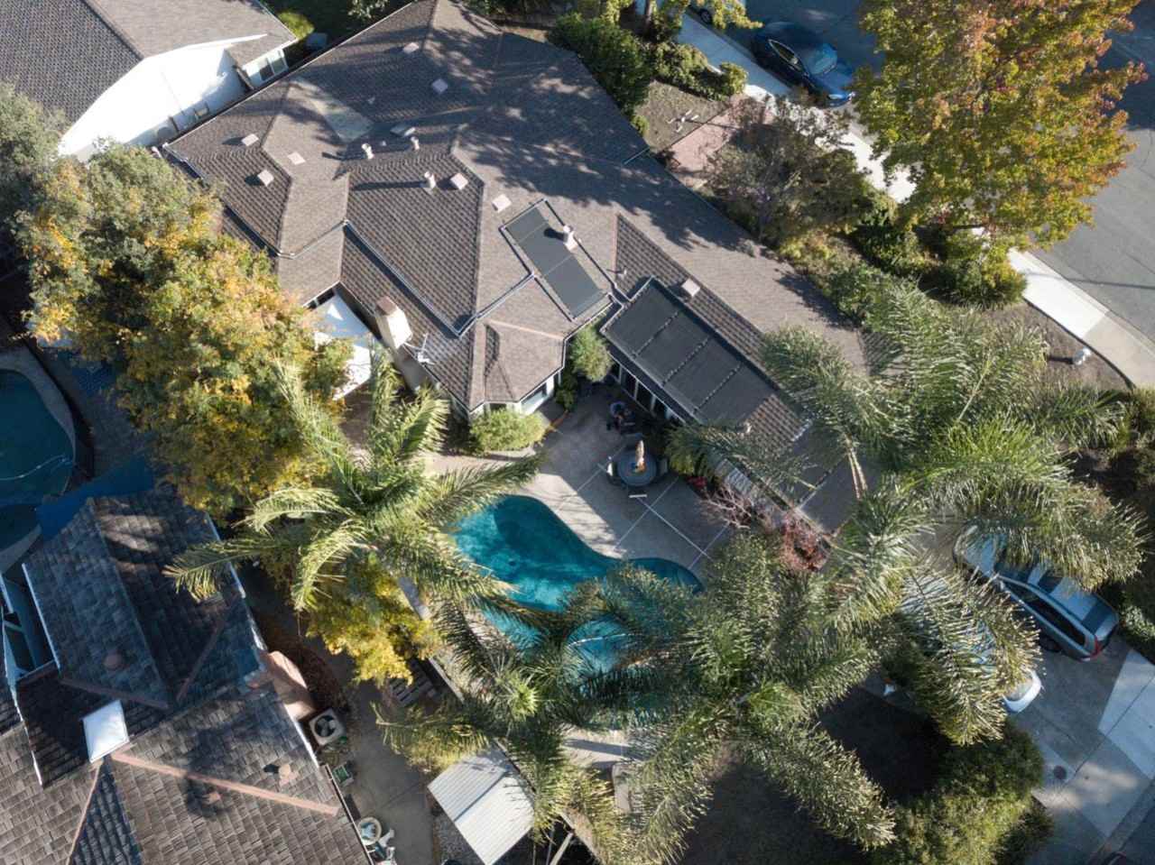 2421 Villa Nueva Way - Photo 2 of 26