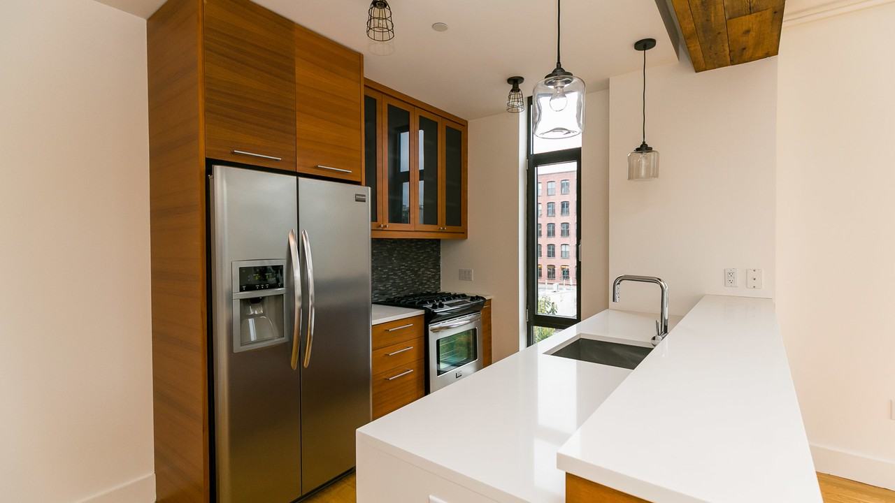 220 North 10th Street #4A