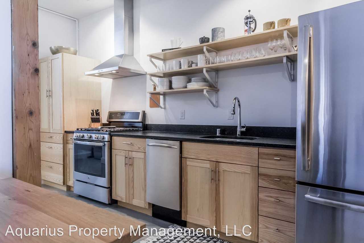 273 Congress St #1 - Photo 3 of 43