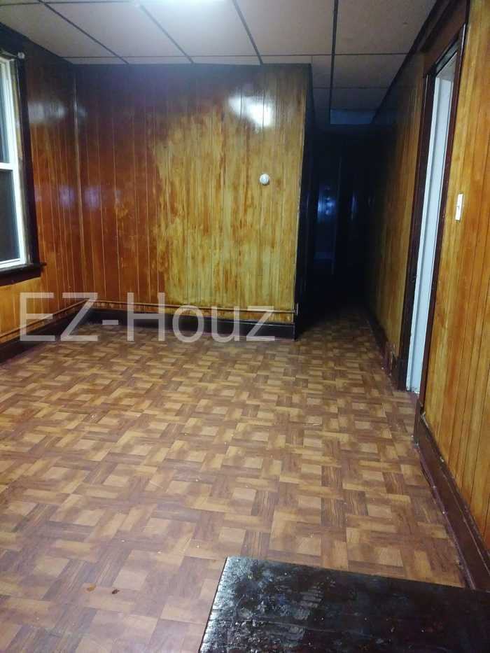 118 Wakefield Ave - Photo 2 of 12