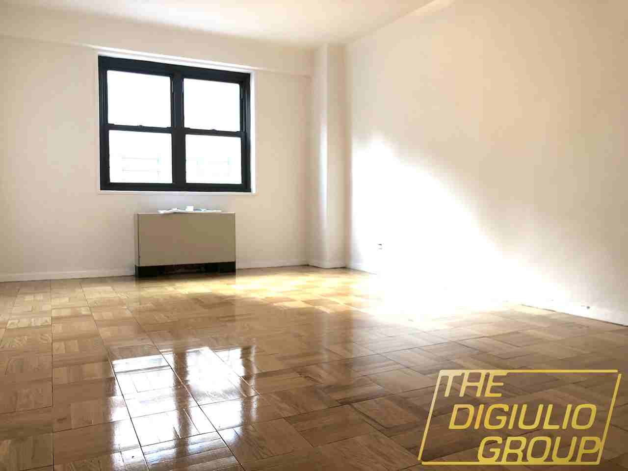 5th Ave & East 86th St #10A