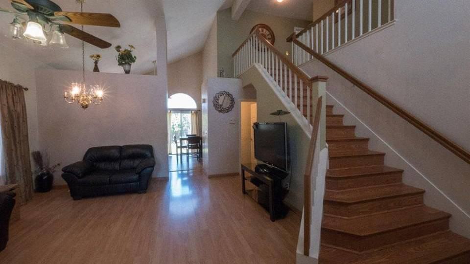 321 Falcon Court - Photo 3 of 21