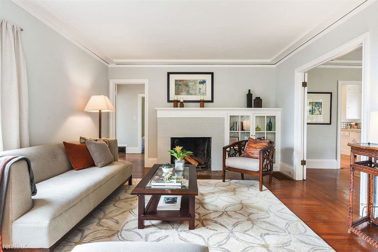 234 Amherst Ave - Photo 3 of 14