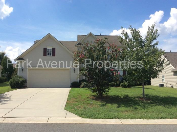 634 Springhouse Pl - Photo 2 of 19