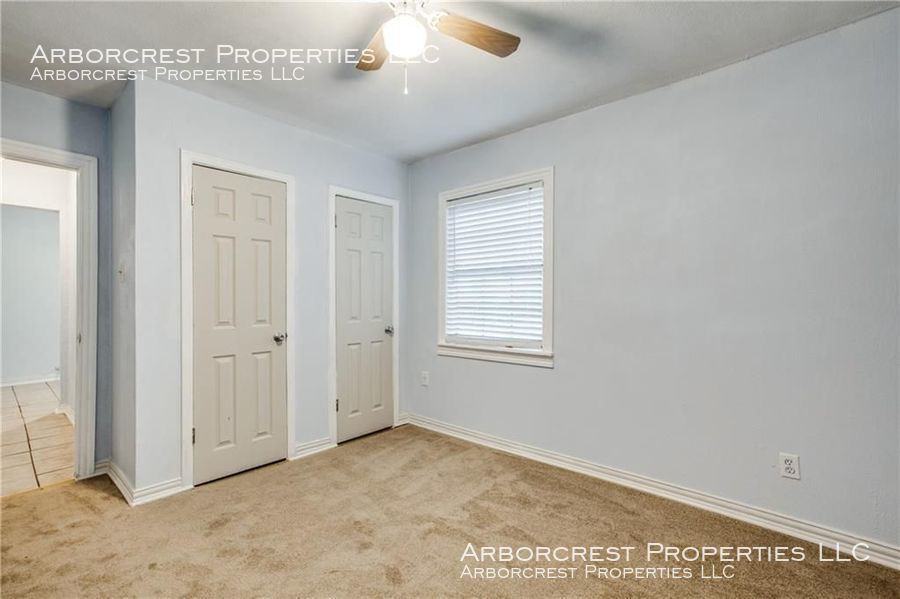 4113 McCart Ave - Photo 3 of 10