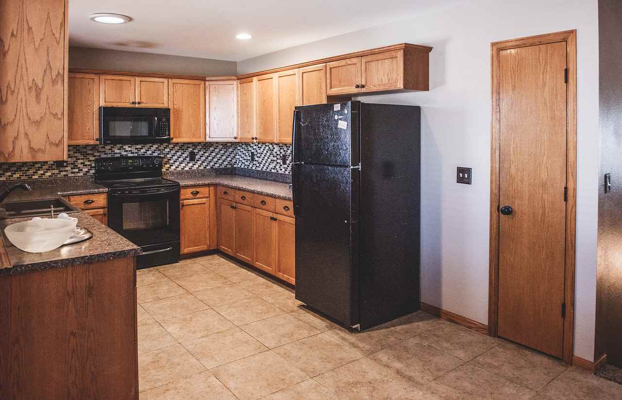 307 Dunne Dr - Photo 3 of 10