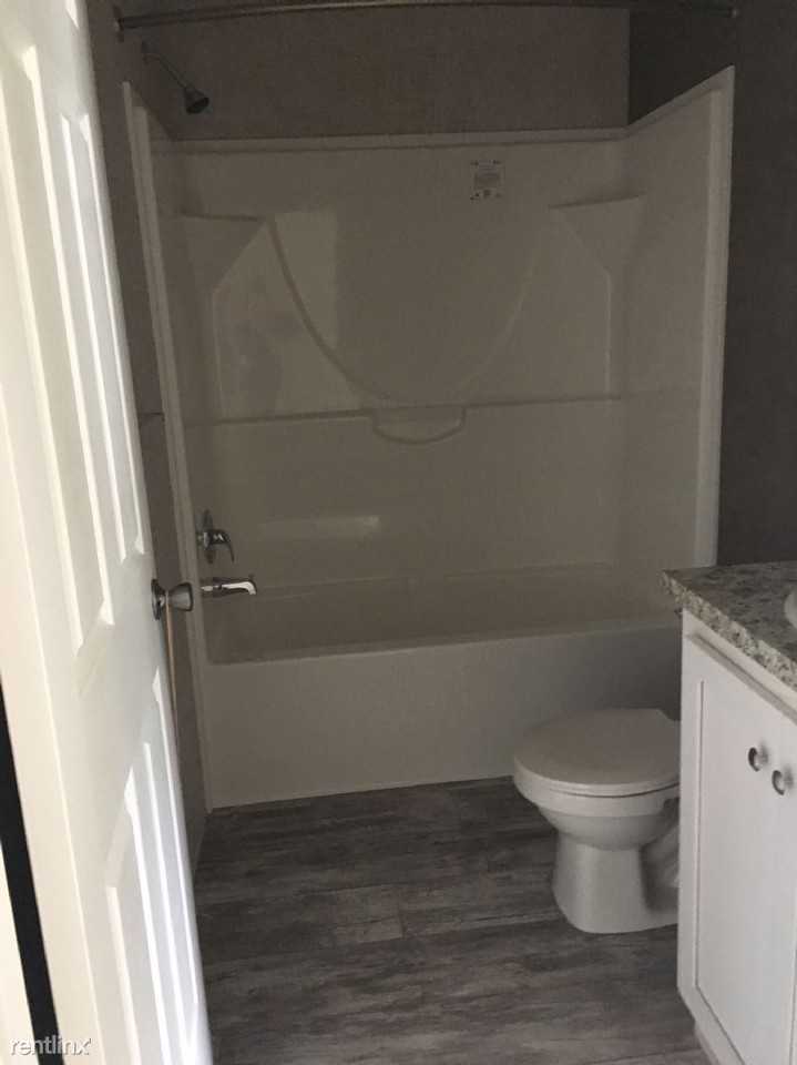 1336 Grove Ave - Photo 2 of 3