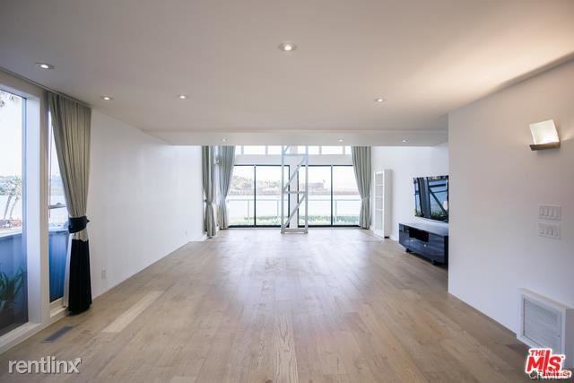 5515 Pacific Ave #2 - Photo 3 of 19