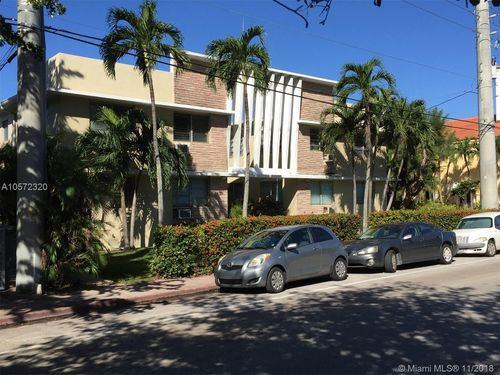 4730 Pine Tree Dr #8