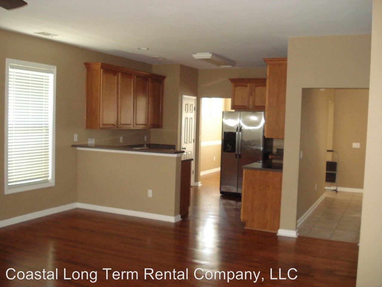 35 Woods Bay Rd - Photo 2 of 7