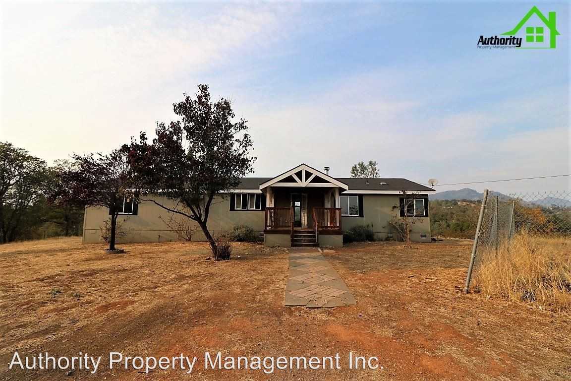 13327 Hidden Oaks Trail - Photo 2 of 21