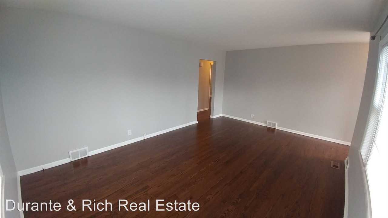 7834 19th Ave - Photo 3 of 41