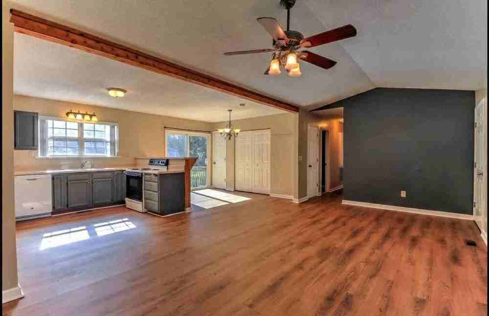 410 North Dr - Photo 3 of 5