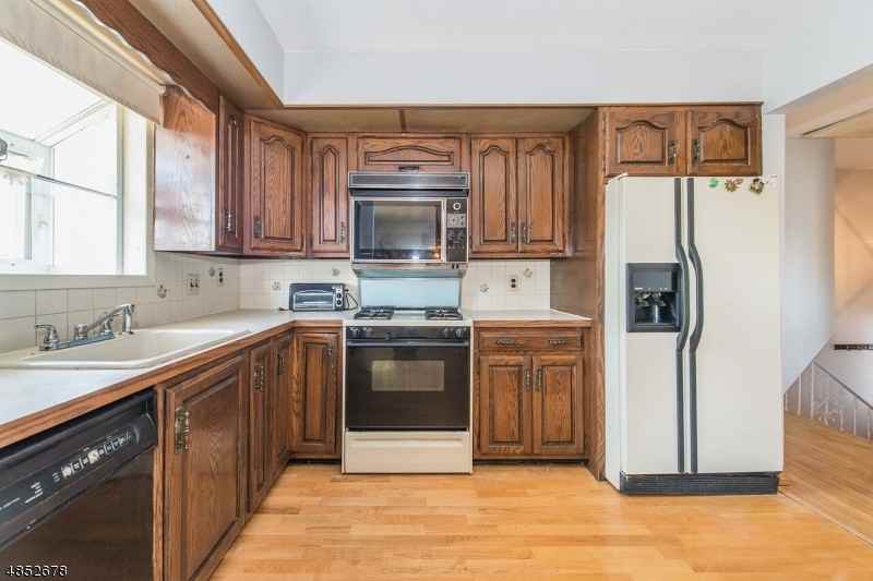 3 Richards St - Photo 3 of 19