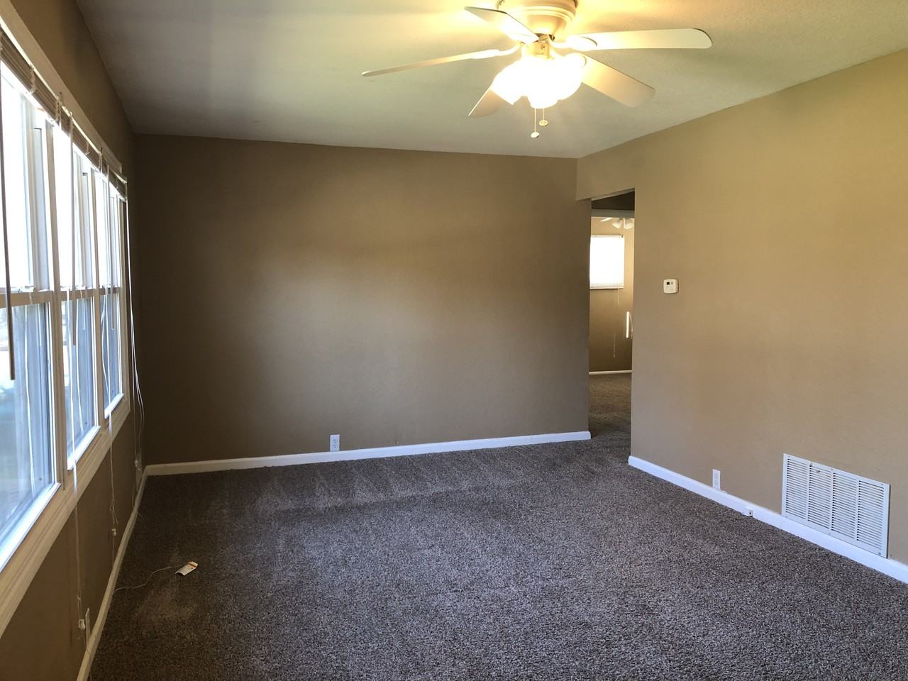 10731 Cambridge Avenue, Kansas City, MO 64134 3 Bedroom House for 825