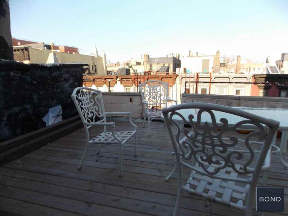 126 E. 7th - Photo 3 of 7