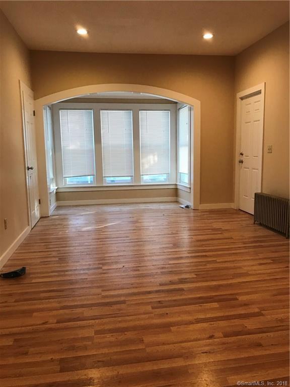 28 Washington St #1st Floor - Photo 2 of 32