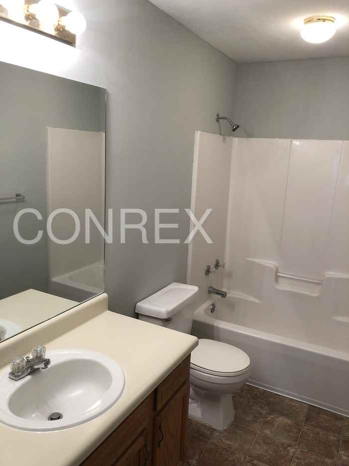 1902 Christine Dr - Photo 3 of 10