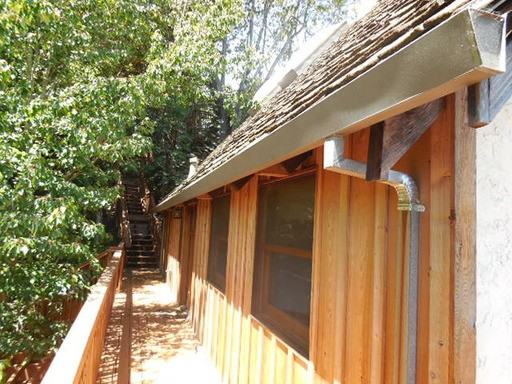 705 Bay Rd - Photo 3 of 18