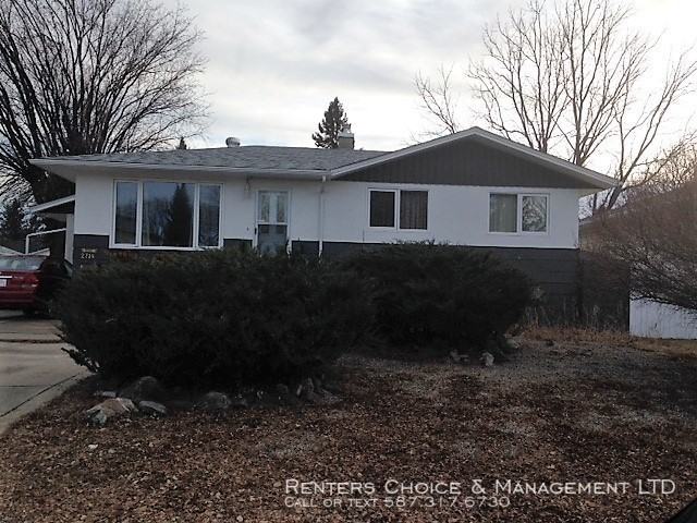 2714 10a Ave S - Photo 2 of 27