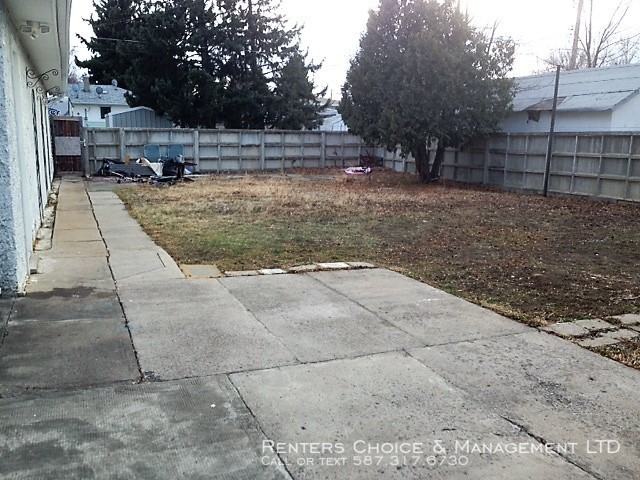 2714 10a Ave S - Photo 3 of 27