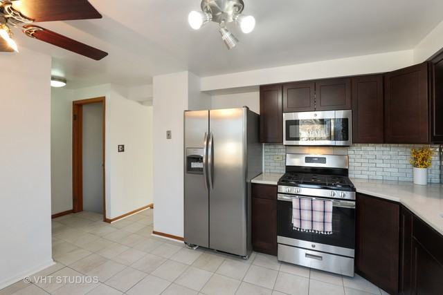 701 Carney Ave - Photo 3 of 10