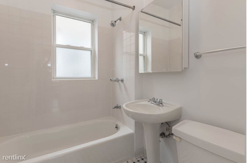 4874 N Ashland Ave - Photo 3 of 6