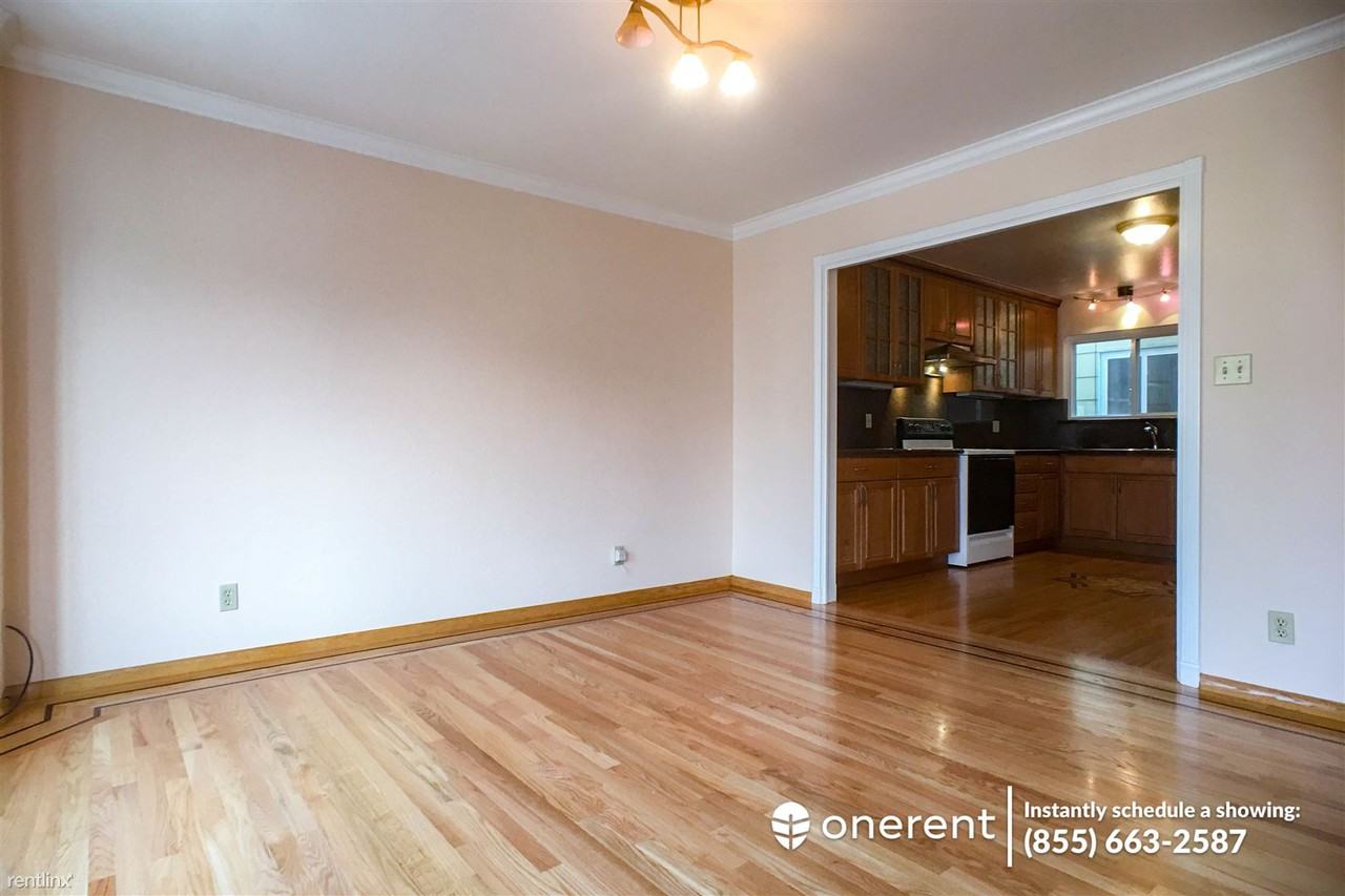842 46th Ave - Photo 3 of 18