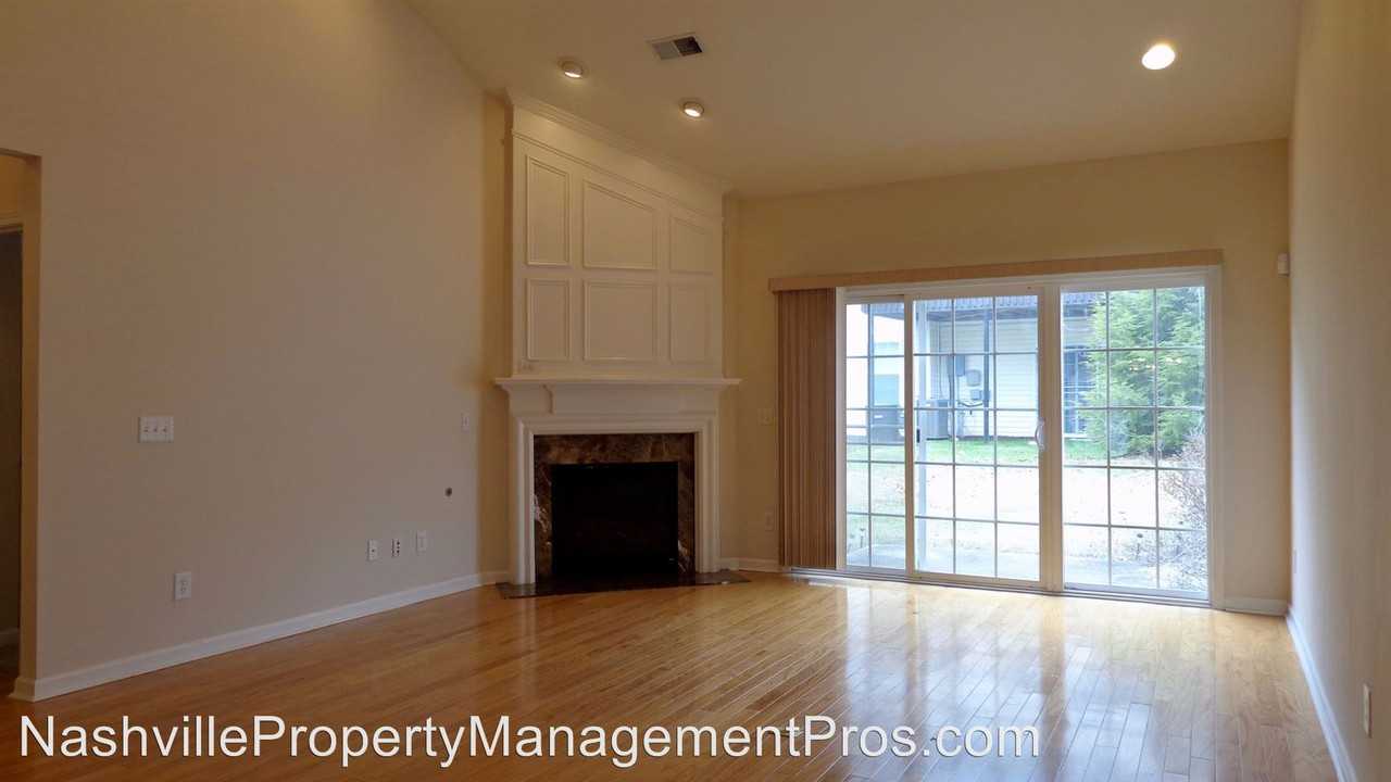 208 Brushy Creek Ln - Photo 3 of 18