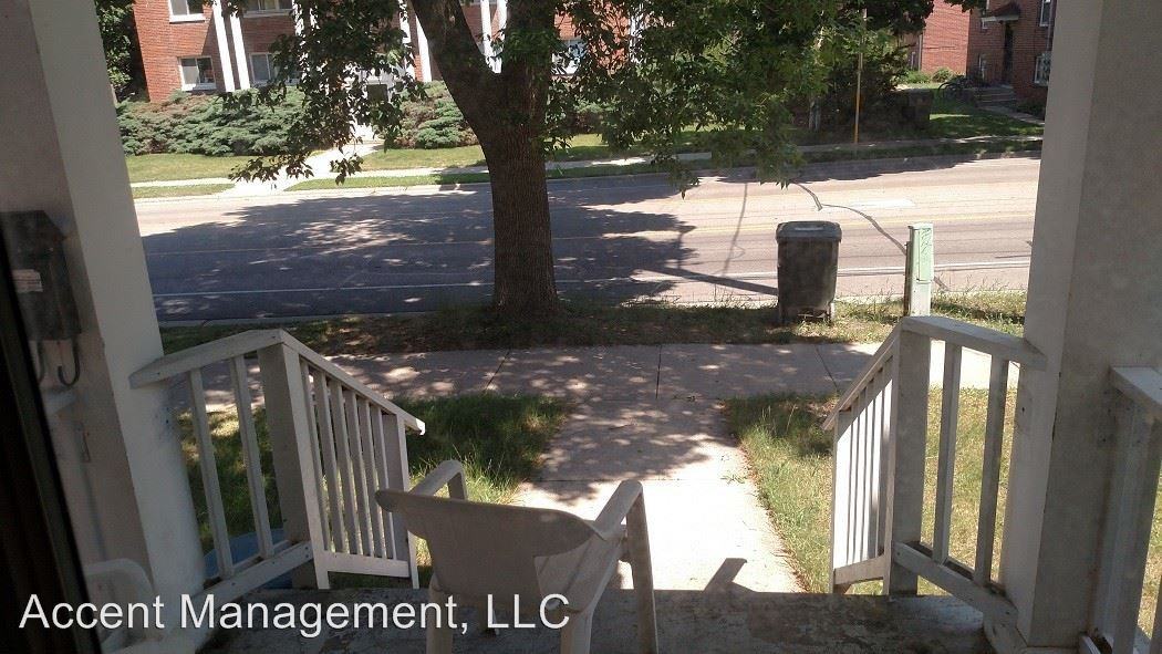 2025 University Ave - Photo 2 of 12