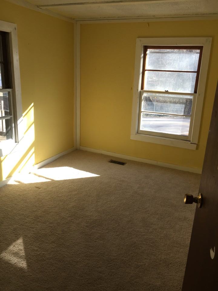 114 California Ave - Photo 2 of 20