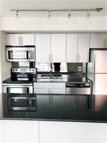 36 Charlotte Street ##923