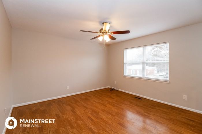 9305 Pirouette Ave - Photo 2 of 15