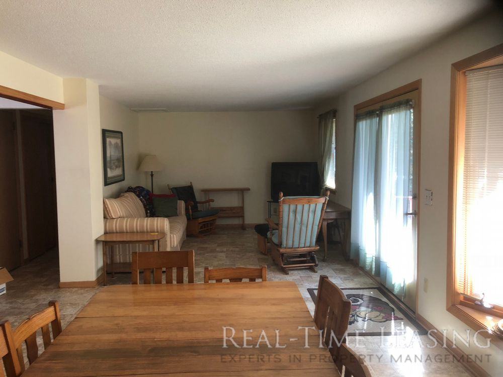 813 West River Road - Photo 2 of 15