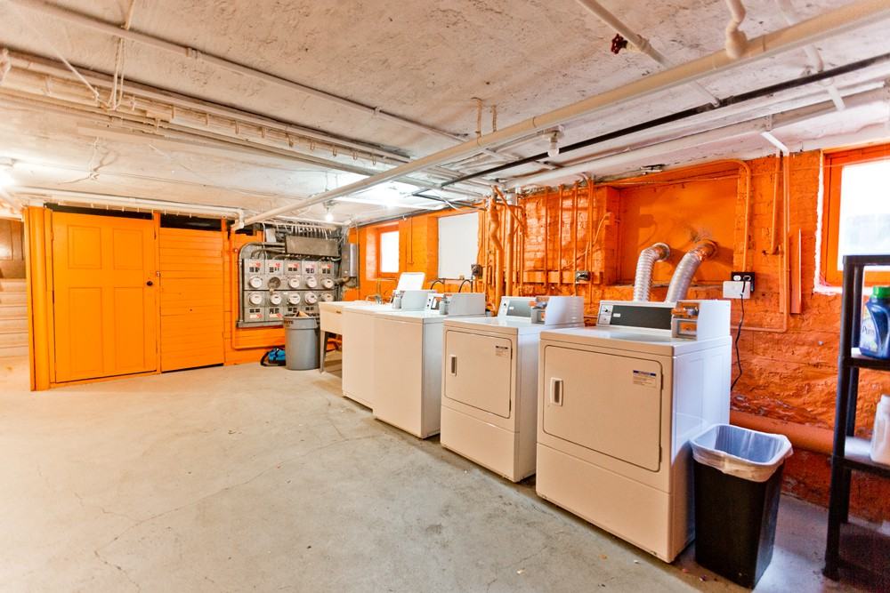 1120 Ontario Street - Photo 3 of 5