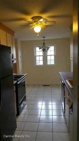 435 Fox Hollow Dr - Photo 2 of 6