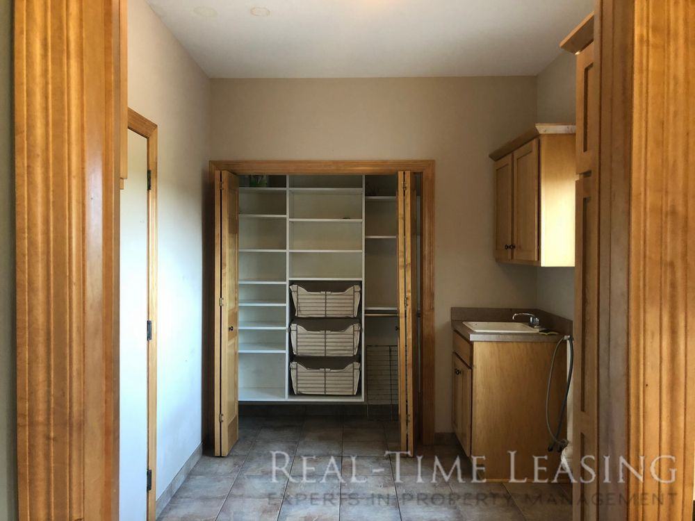 10628 Vera Cruz Drive North - Photo 3 of 15