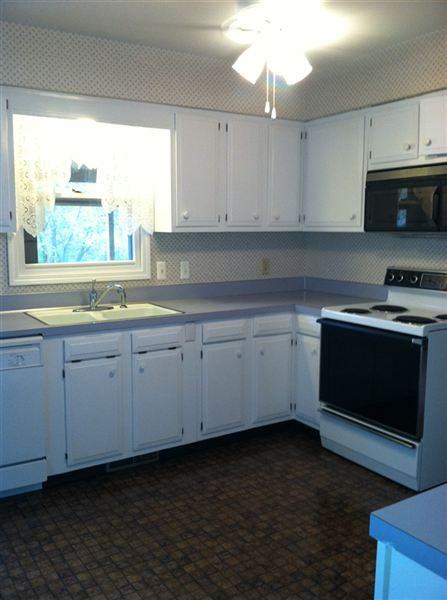 20 Gibraltar Dr NE - Photo 3 of 9