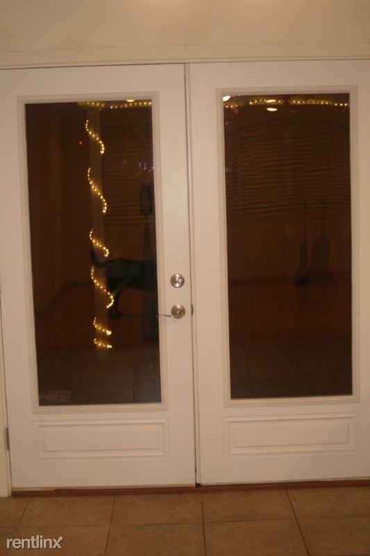 11306 Seaborn St - Photo 2 of 10