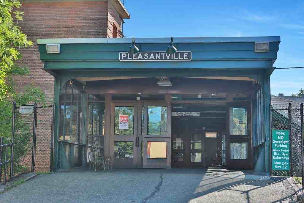 18 New St - Photo 2 of 4