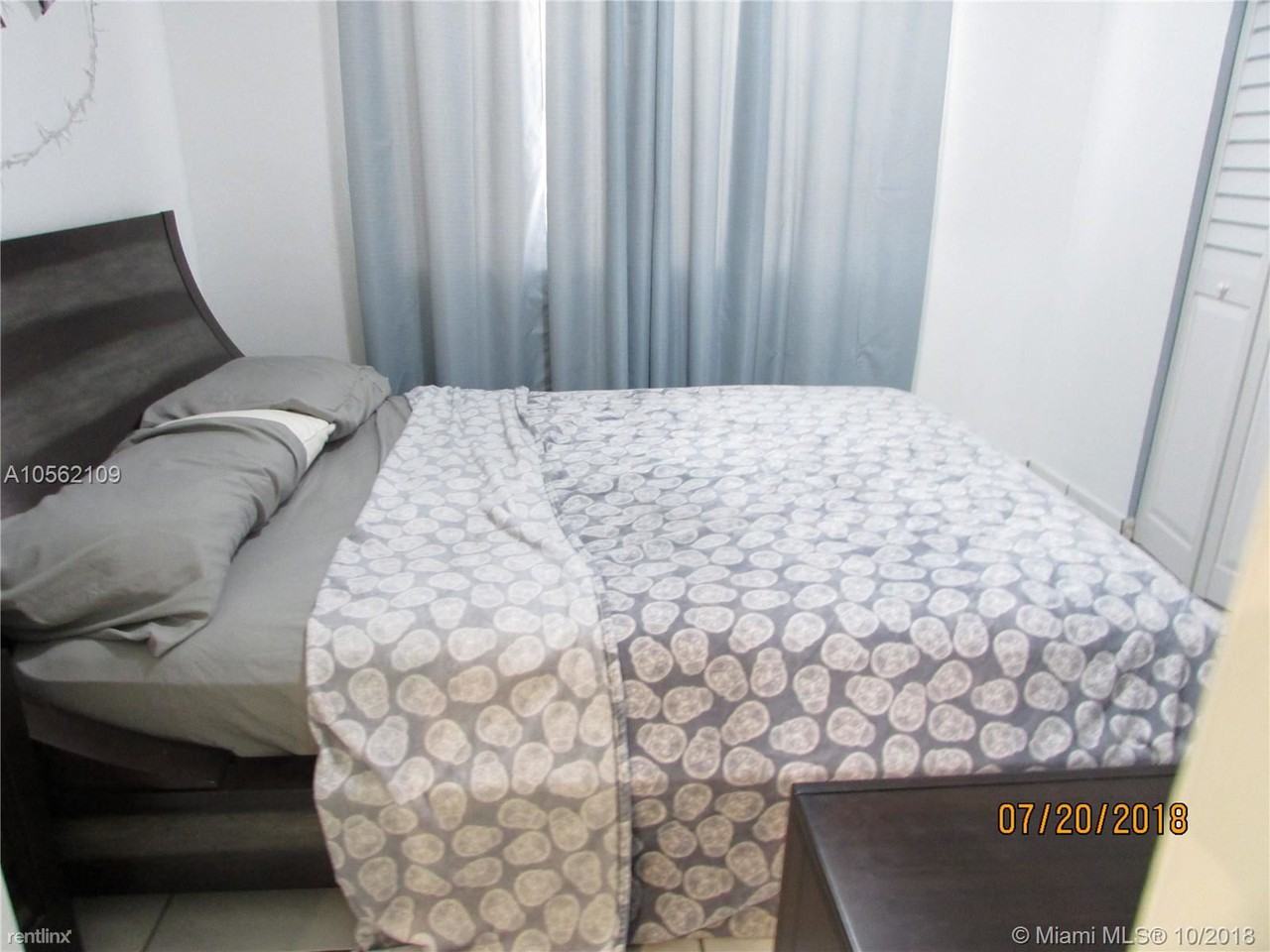 6257 NW 171st St - Photo 3 of 10