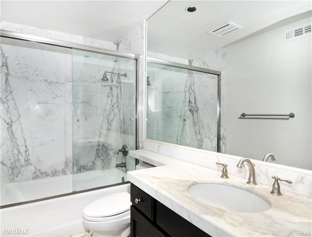 1 Sea Cove Ln #9 - Photo 2 of 11