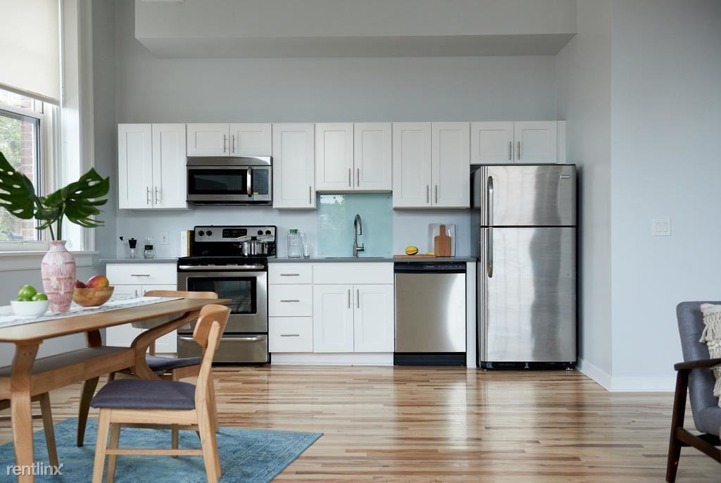 212 45th St #3d - Photo 2 of 6
