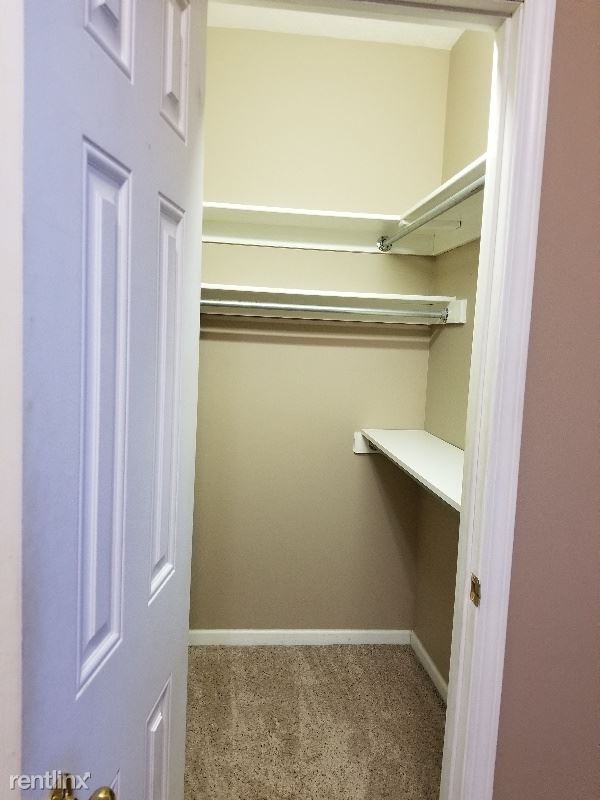 1031 Daisy Ln #1 - Photo 3 of 7