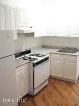 407 1st st 5E - Photo 2 of 5