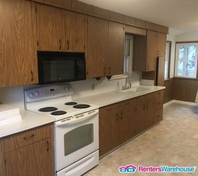 512 Van Buren St - Photo 2 of 18