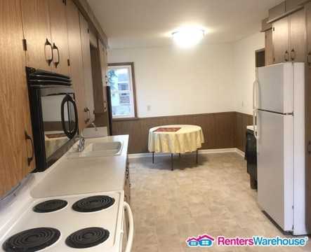 512 Van Buren St - Photo 3 of 18