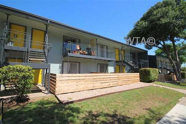 Lamar and Manchaca - Photo 3 of 10